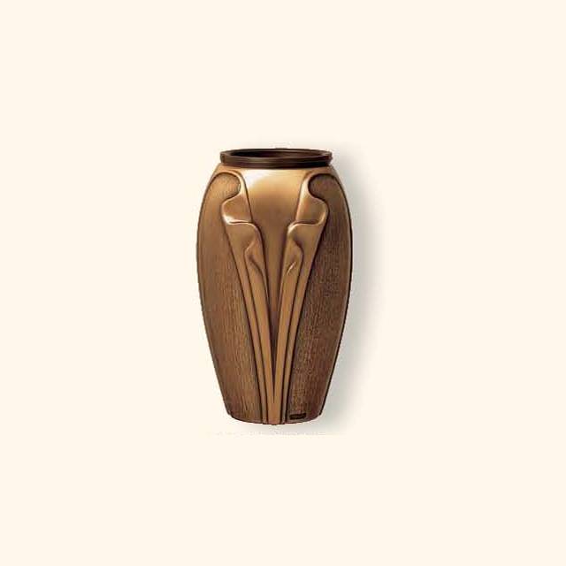 Ваза из бронзы 05370/12